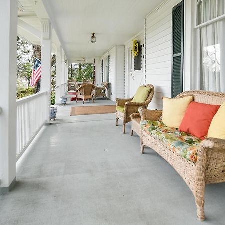 Love Lane Bed & Breakfast 韦恩斯维尔 外观 照片